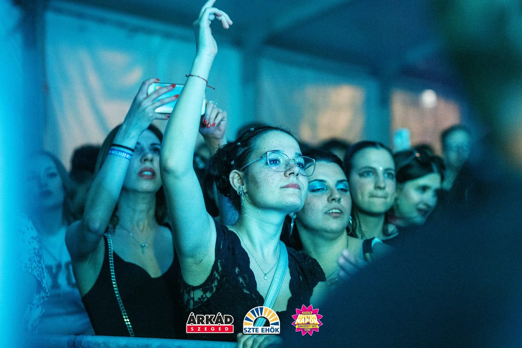 SZEN 2026 közönség hangulatkép koncert közben